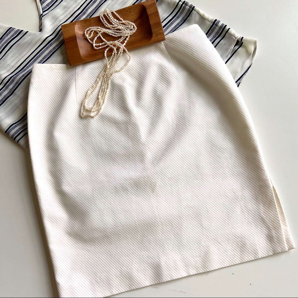 🌿Ivory pencil skirt